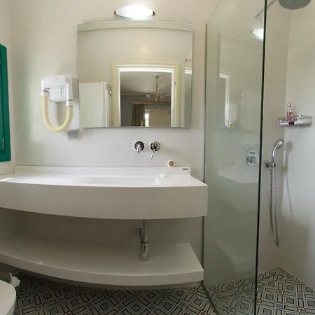 Dafnoudi Apartmanhotel 2*