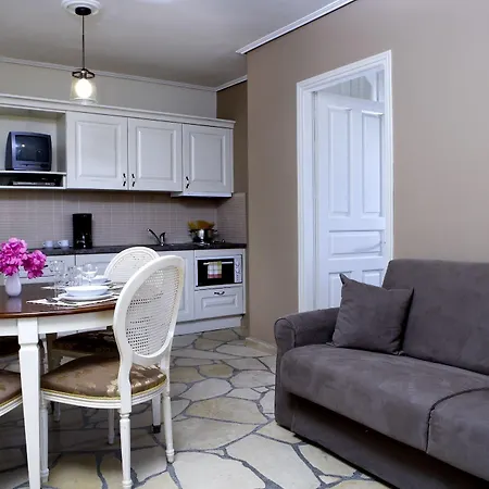 Dafnoudi Apartmanhotel Antipata