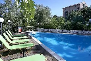 Aparthotel Dafnoudi Antipata (Erisos)