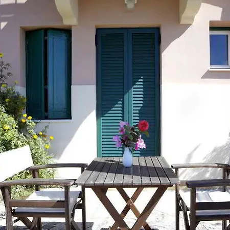 Hotel apartamentowy Dafnoudi Antipata (Erisos)