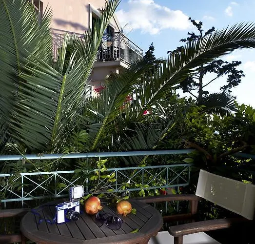 Dafnoudi Appart hôtel 2*