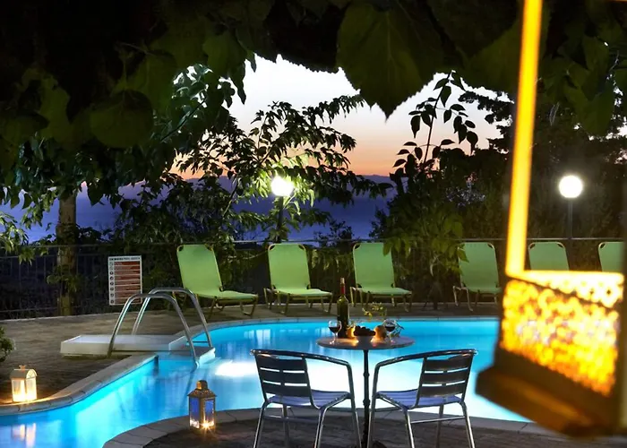 Dafnoudi Appart hôtel 2*