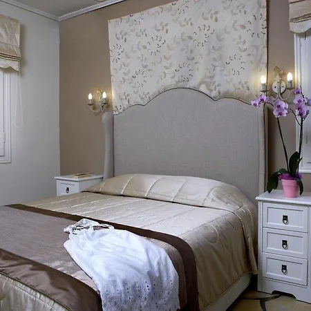 아파트호텔 Dafnoudi Antipata (Erisos)