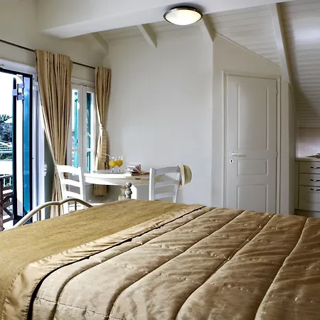 Aparthotel Dafnoudi Antipata (Erisos)
