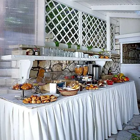 Dafnoudi Aparthotel Antipata (Erisos)