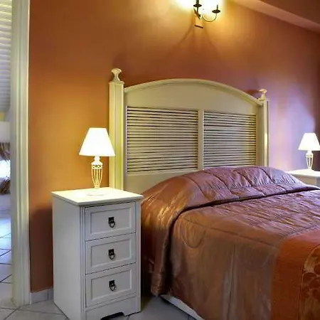 Apart Otel Dafnoudi 2*