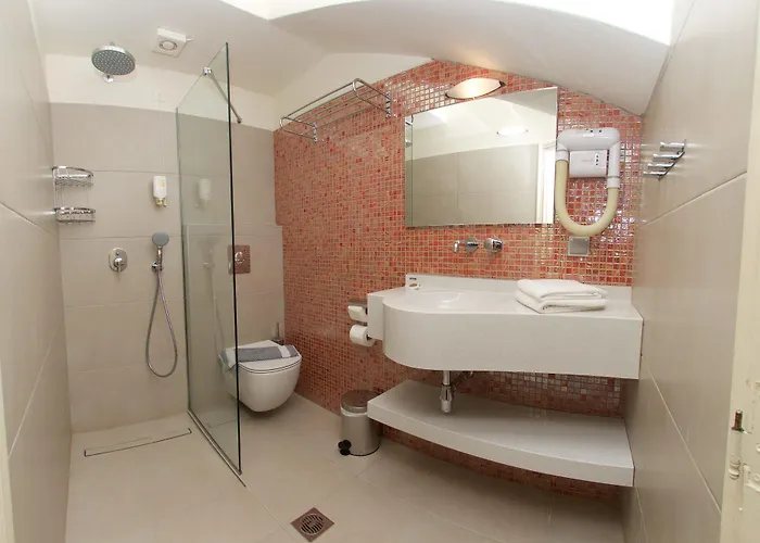 Dafnoudi 2* Antipata (Erisos)