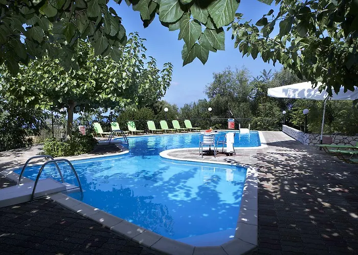 Aparthotel Dafnoudi 2*