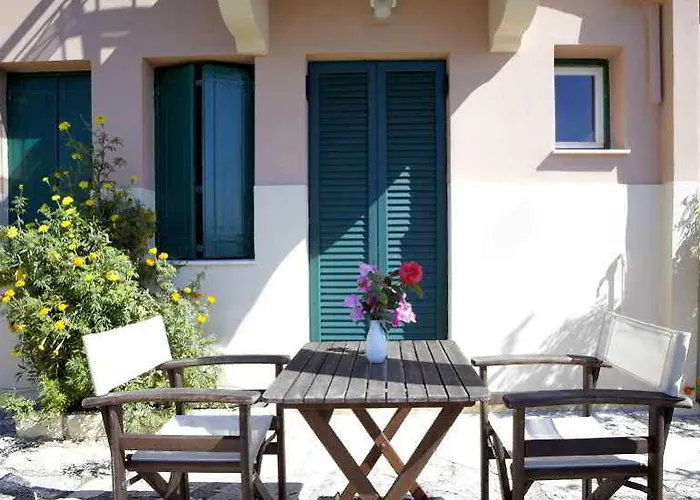 Aparthotel Dafnoudi Antipata (Erisos)