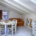 Dafnoudi Apart-hotel 2*